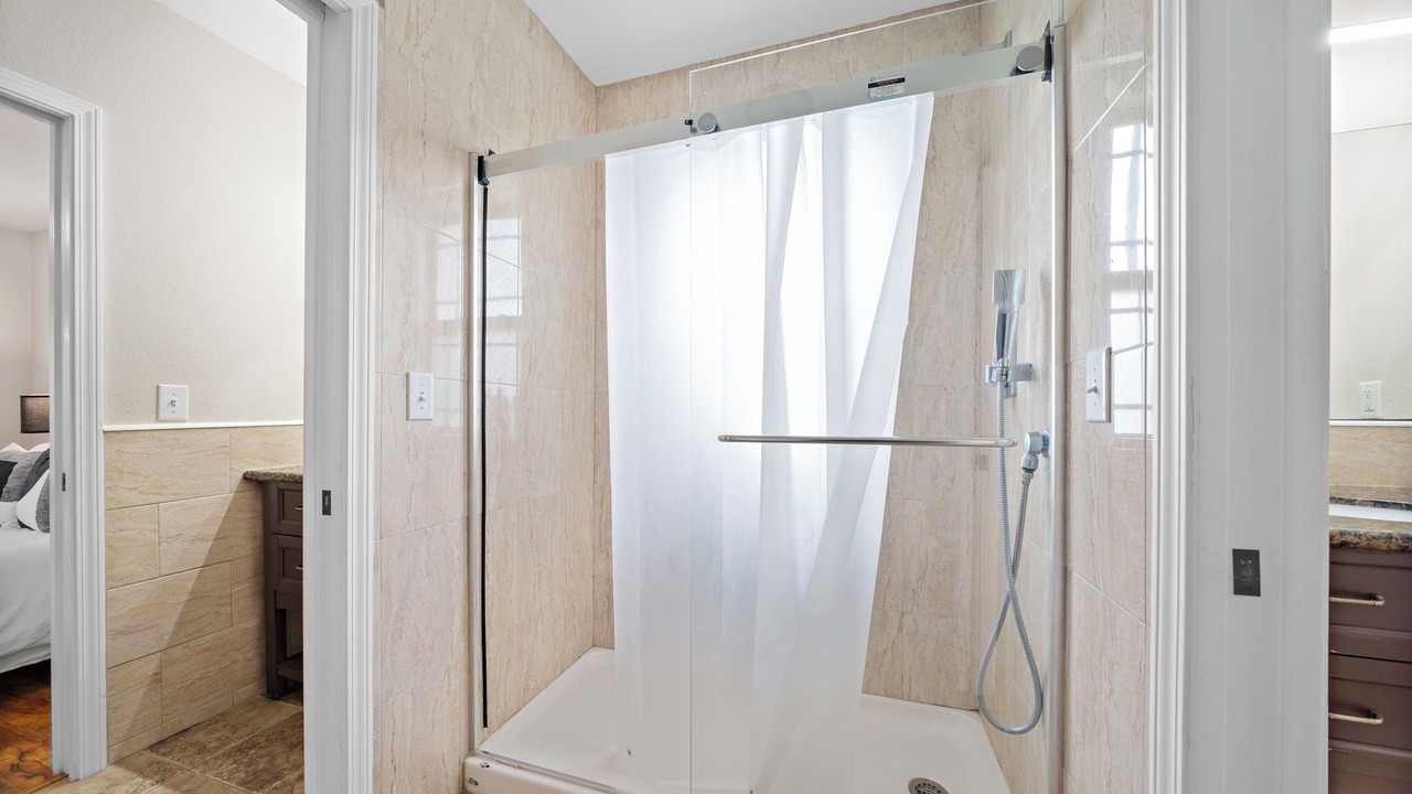 Photo of Bathroom in Willow Meadows/Willowbend Area
