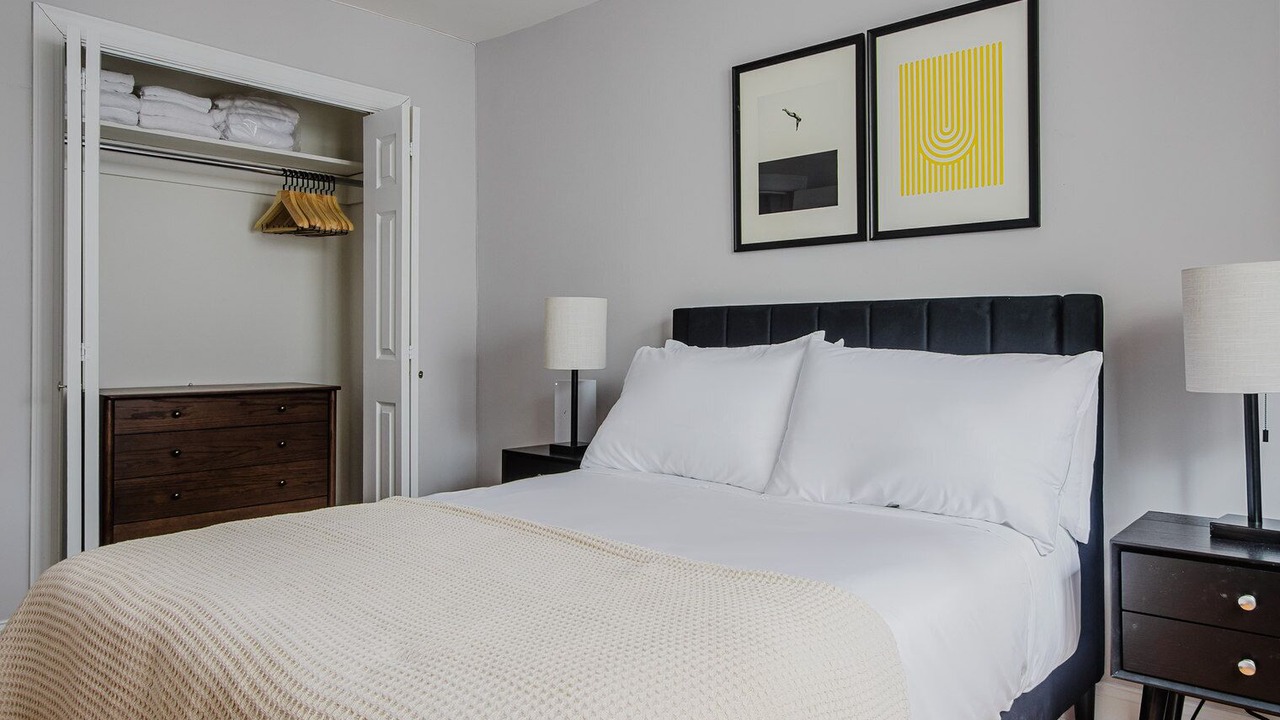 Photo of Bedroom in Manhattan Valley