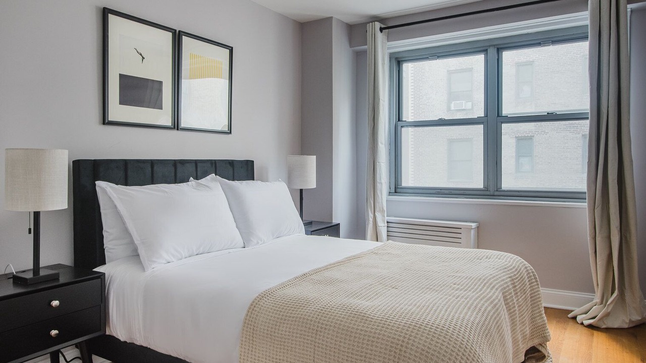 Photo of Bedroom in Manhattan Valley