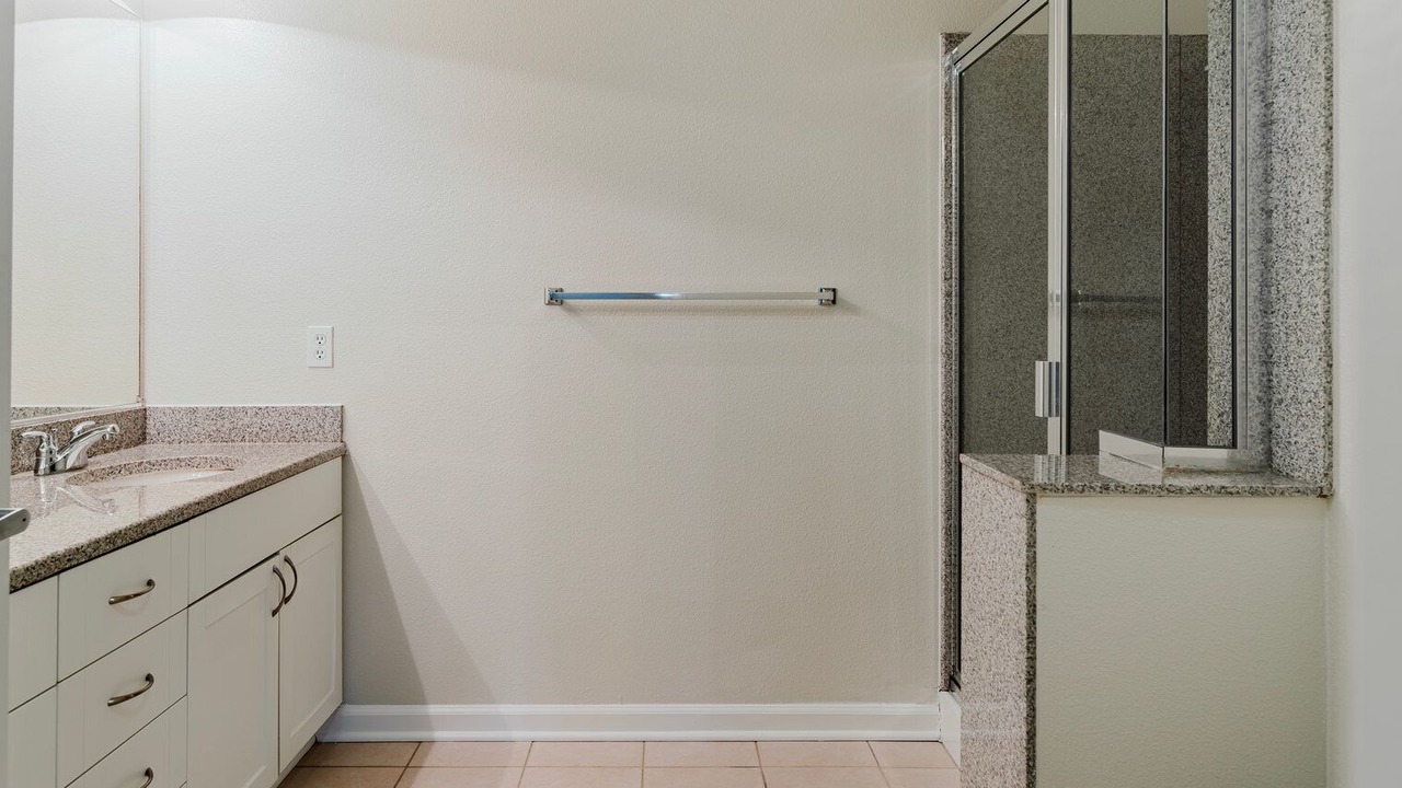 Photo of Bathroom in Central San Mateo