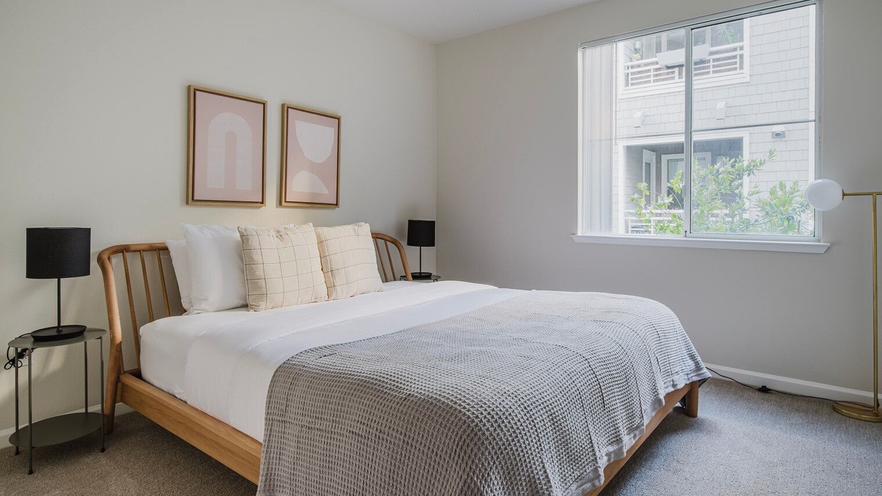 Photo of Bedroom in Central San Mateo