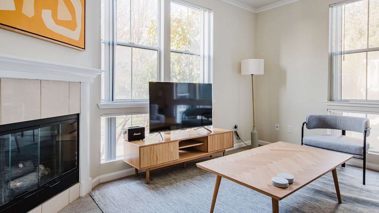 Photo of Livingroom in Central San Mateo