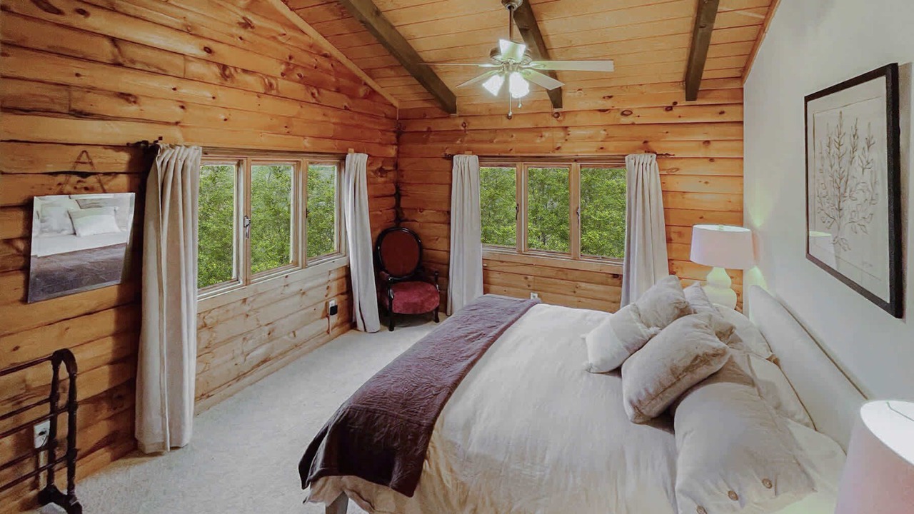 Photo of Bedroom in Great Cacapon
