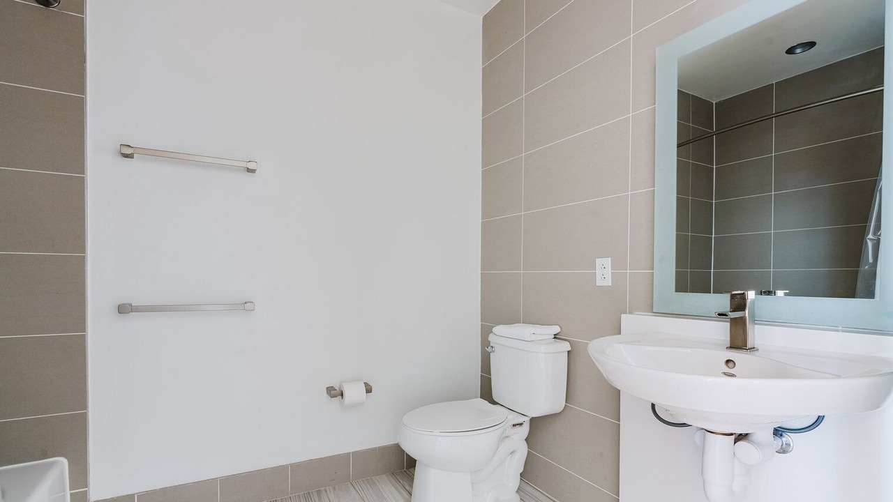 Photo of Bathroom in Navy Yard