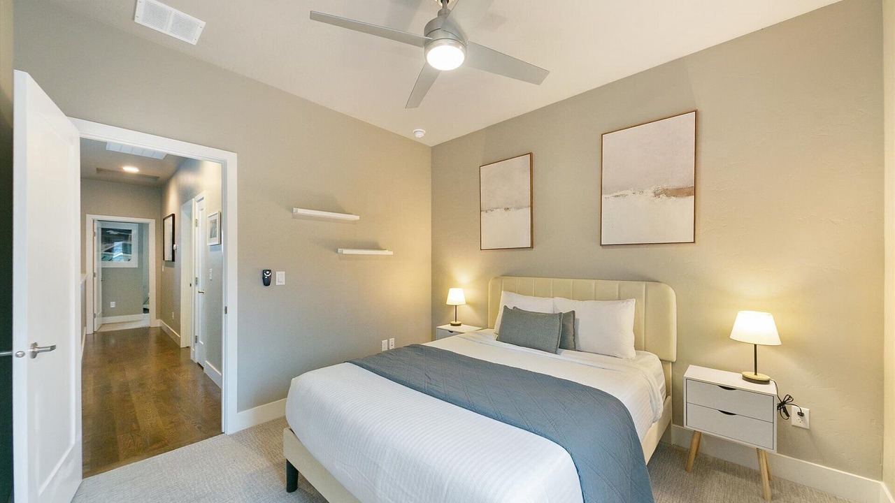 Photo of Bedroom in Sunset