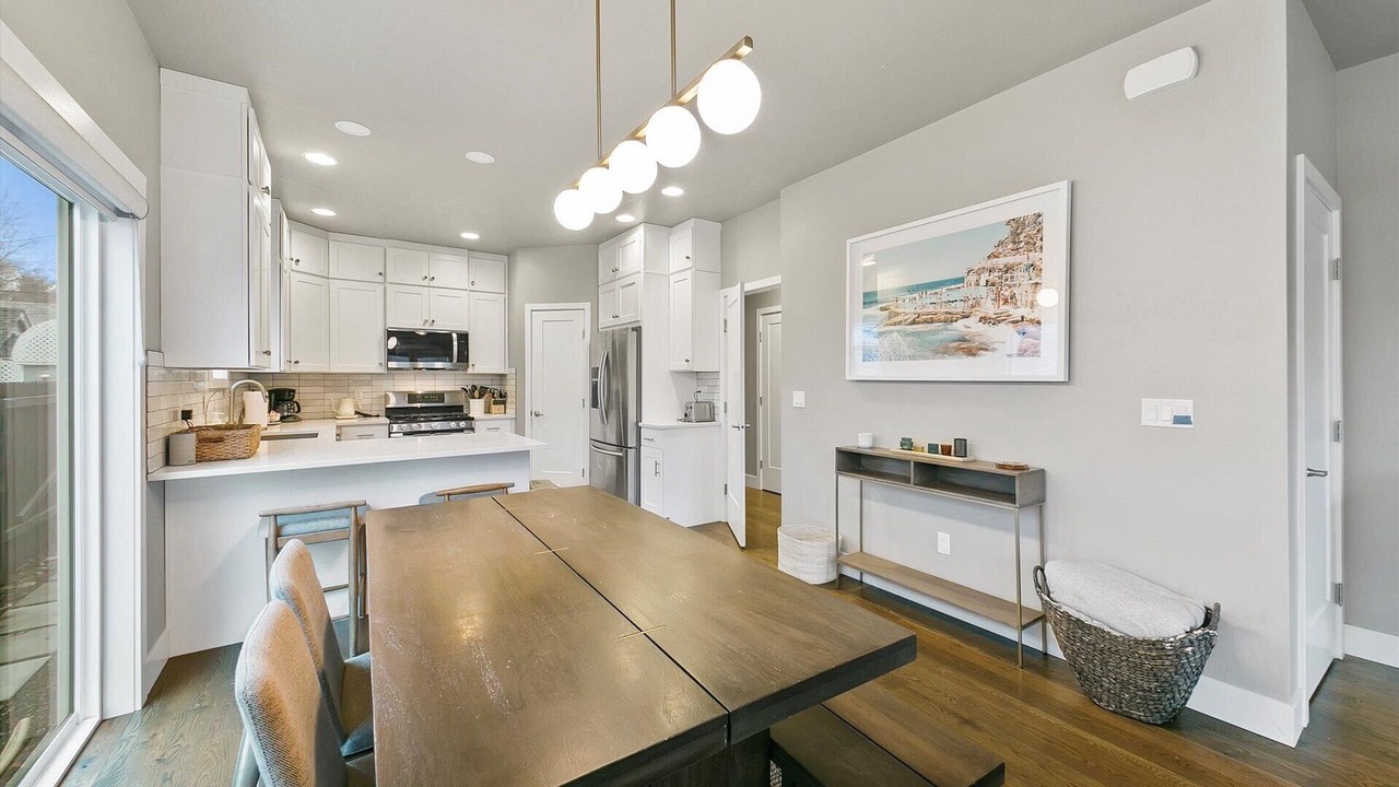 Photo of Kitchen in Sunset