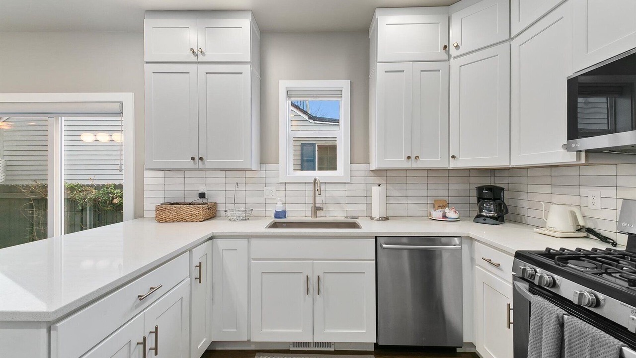 Photo of Kitchen in Sunset