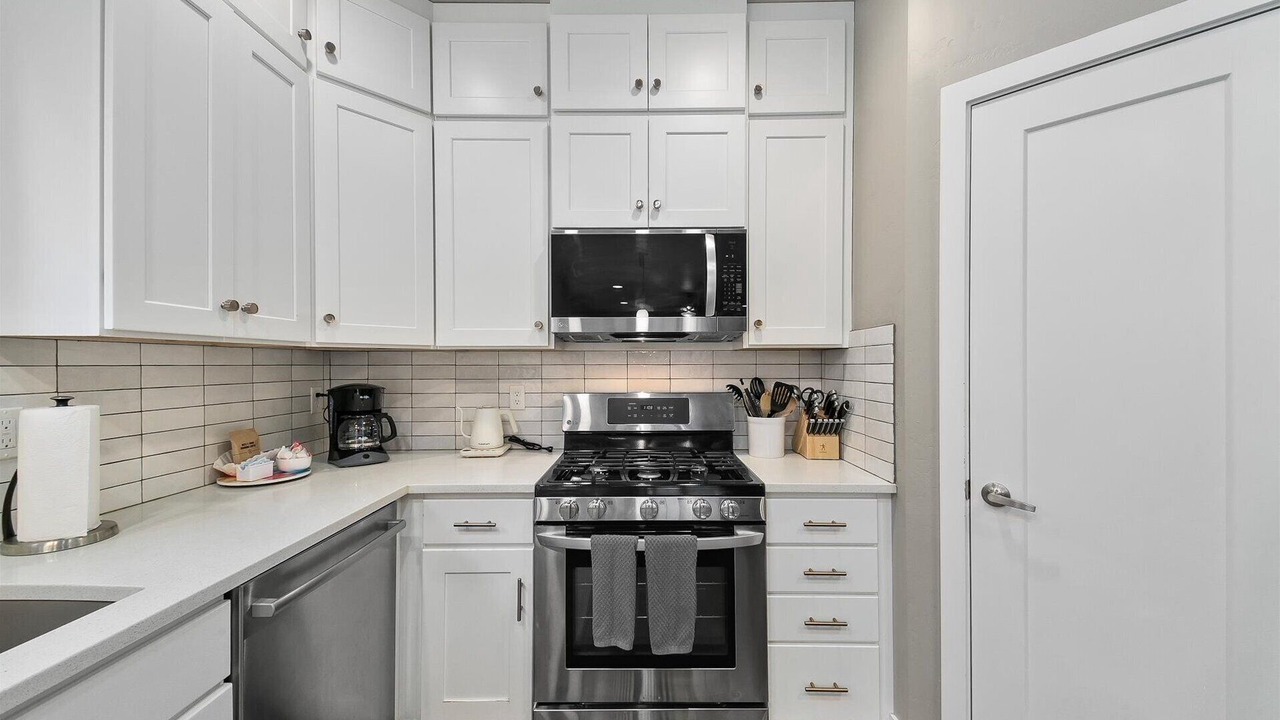 Photo of Kitchen in Sunset