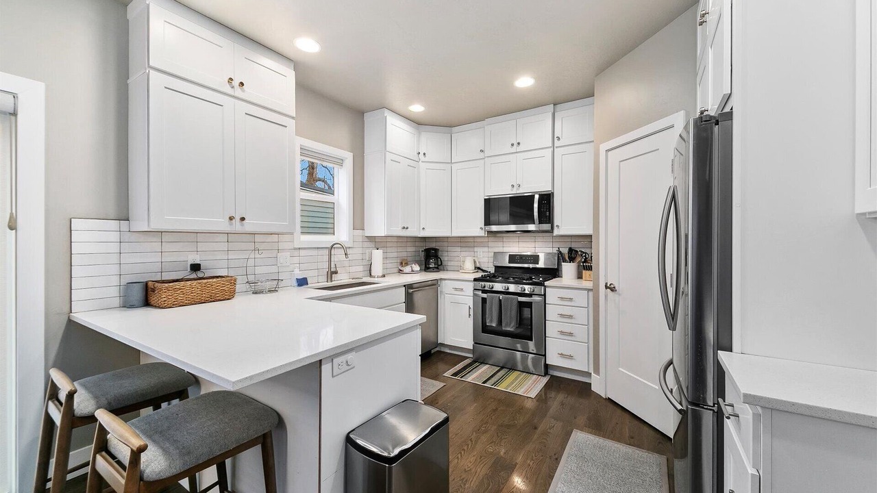 Photo of Kitchen in Sunset