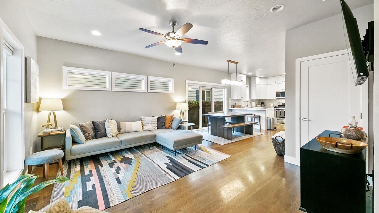 Photo of Livingroom in Sunset