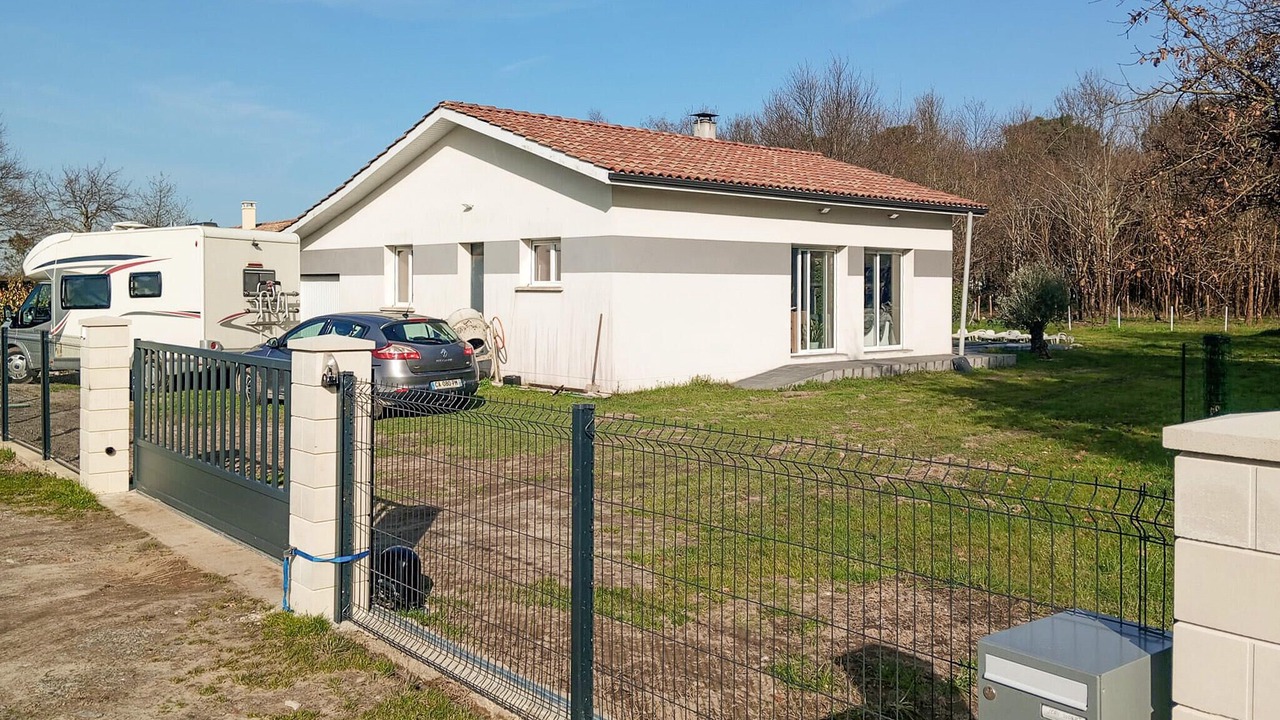 Photo of Others in Talais