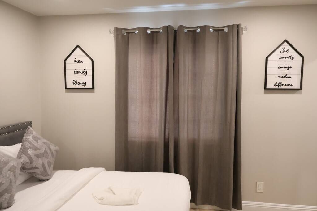 Photo of Bedroom in Lemon Grove