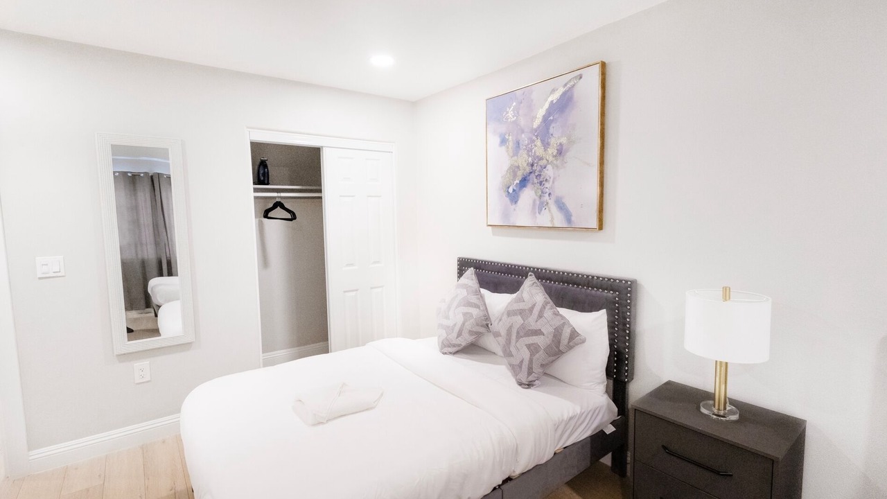Photo of Bedroom in Lemon Grove