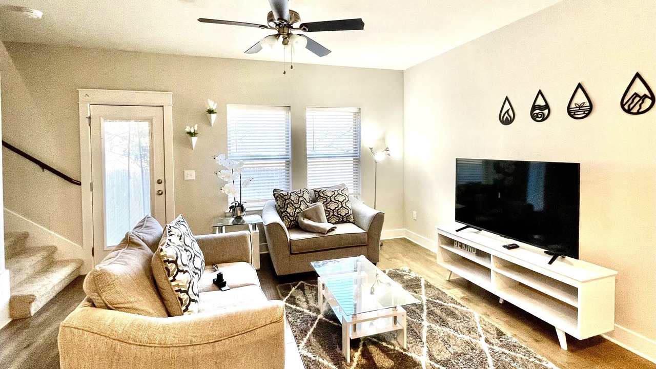 Photo of Livingroom in Scofield Farms