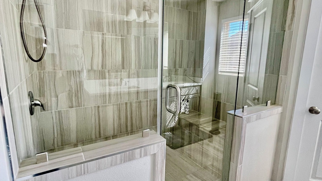 Photo of Bathroom in Scofield Farms