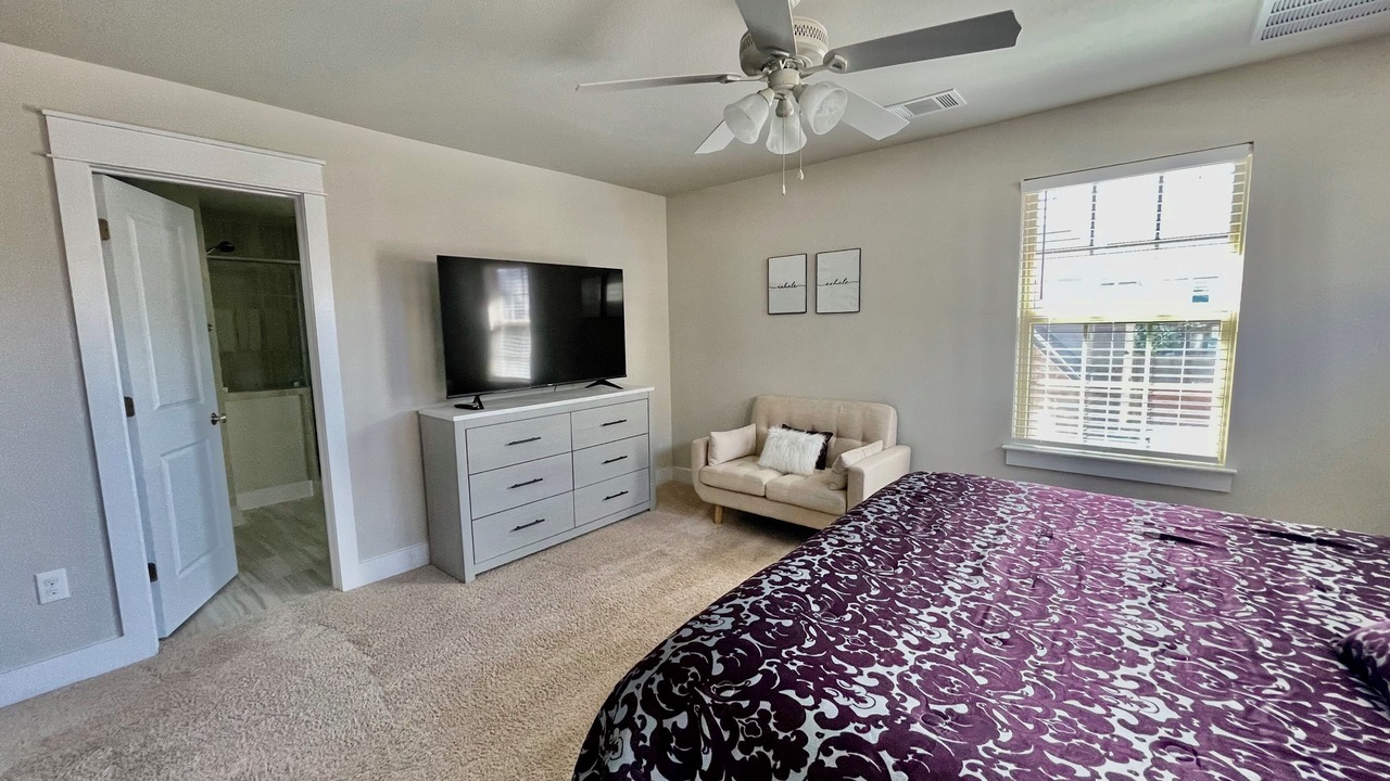 Photo of Bedroom in Scofield Farms