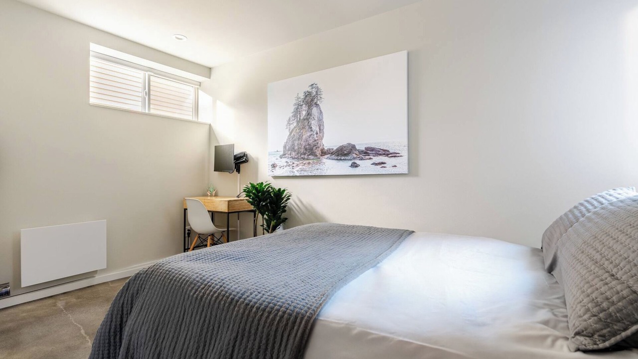 Photo of Bedroom in Ballard