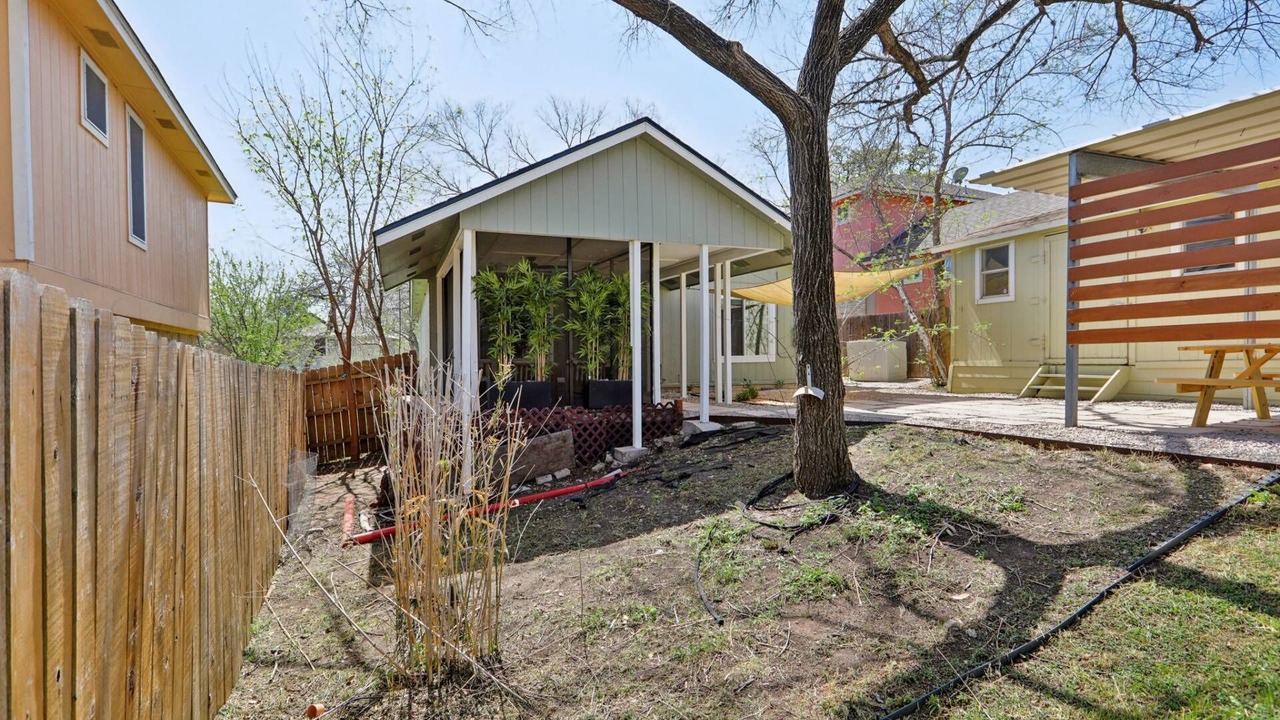 Photo of Others in Blackshear-Prospect Hill