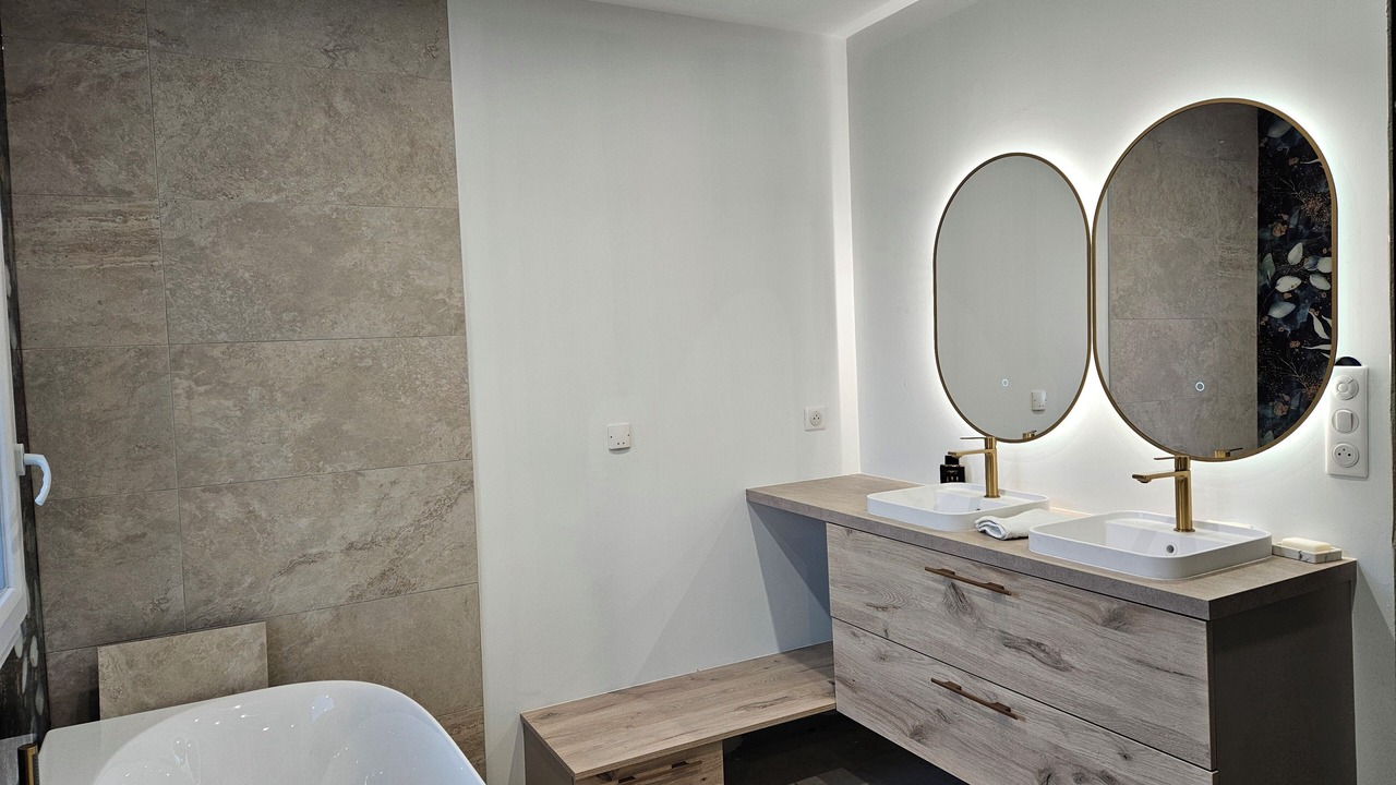 Photo of Bathroom in Aubenas