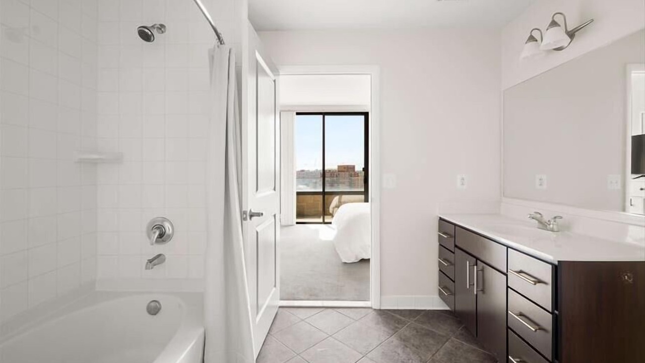 Photo of Bathroom in Aurora Highlands