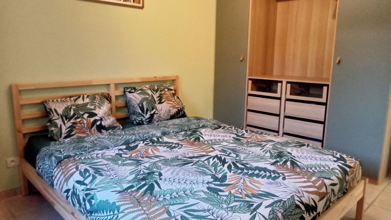 Photo of Bedroom in Collias