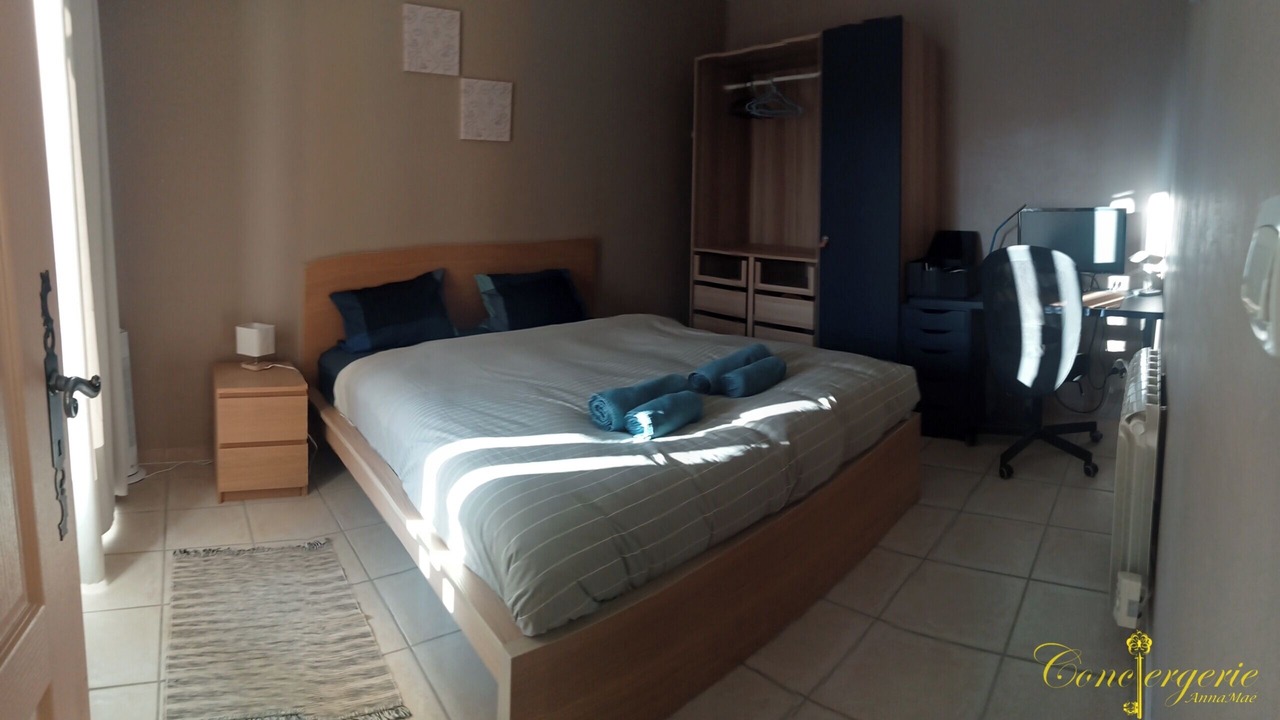 Photo of Bedroom in Collias