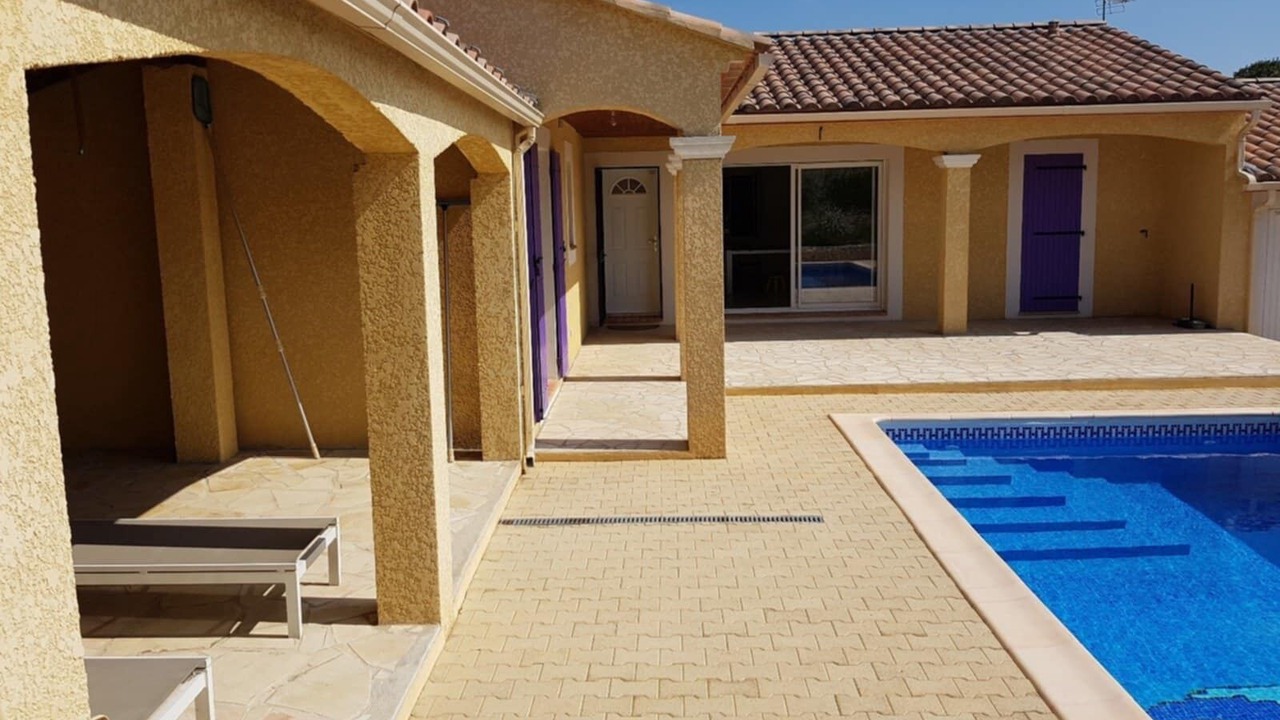 Photo of Outdoor in Collias