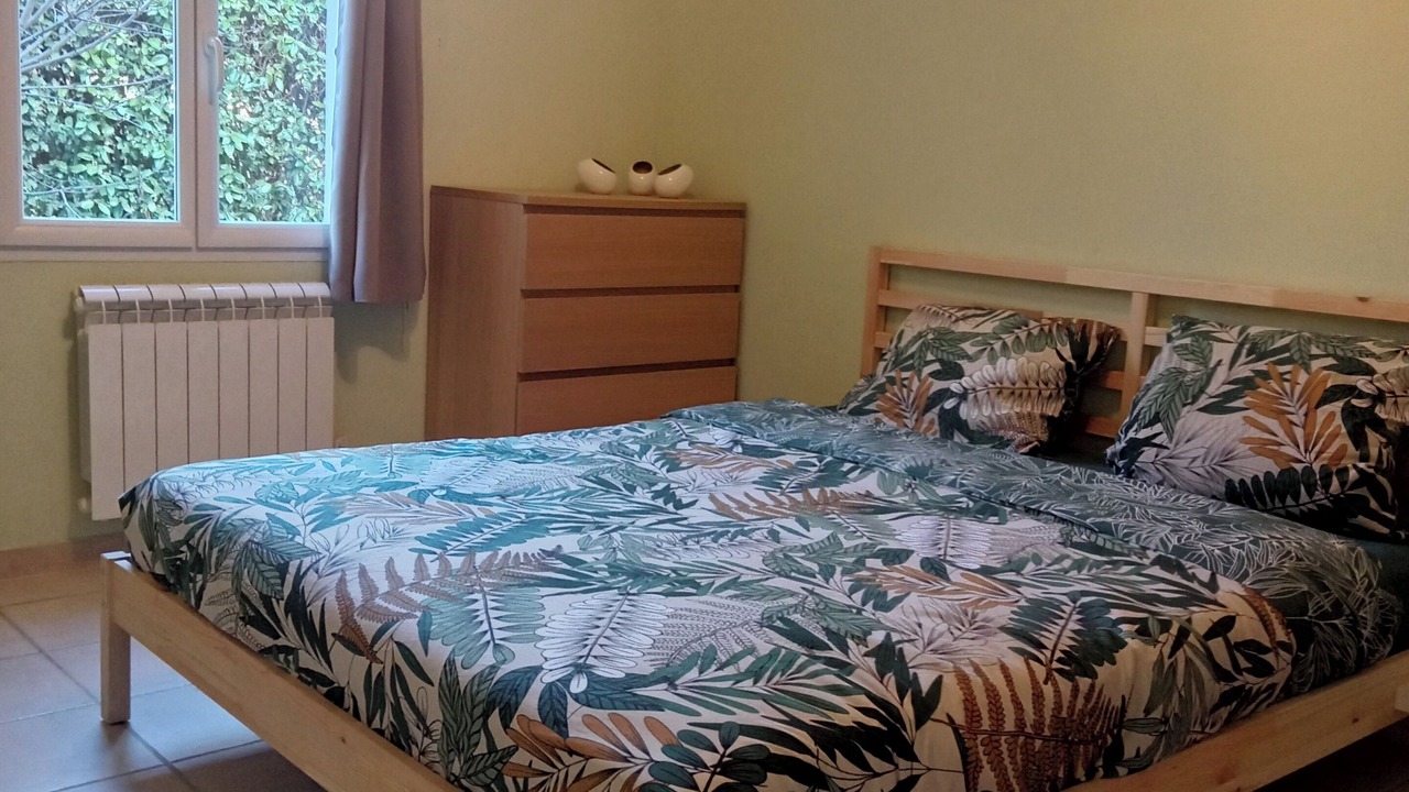 Photo of Bedroom in Collias