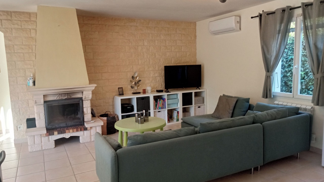 Photo of Livingroom in Collias
