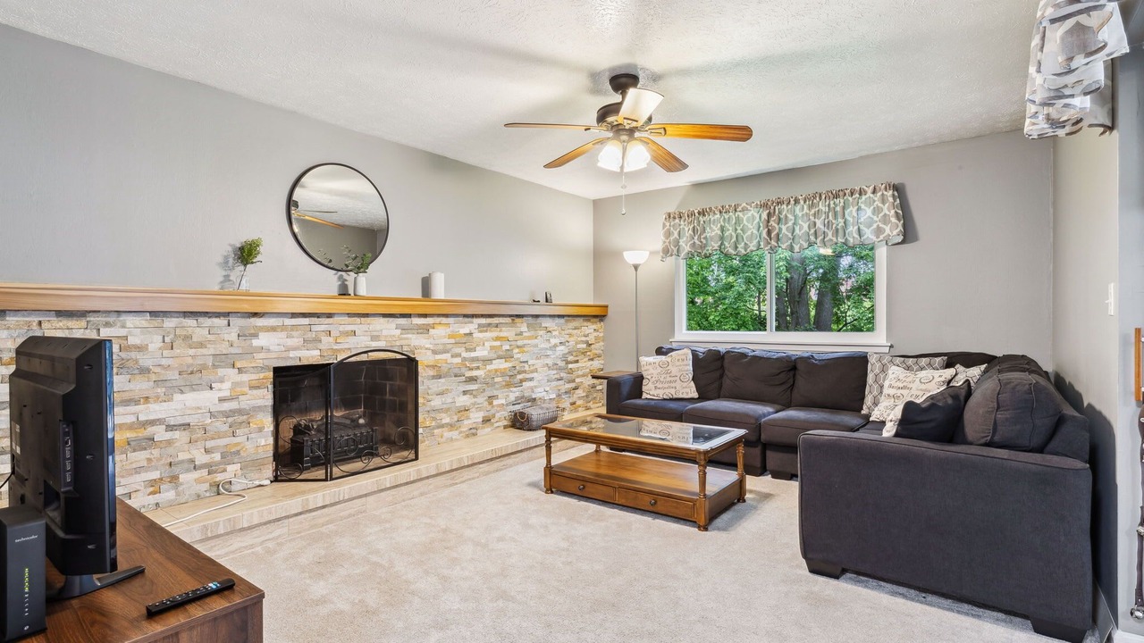 Photo of Livingroom in Northfield