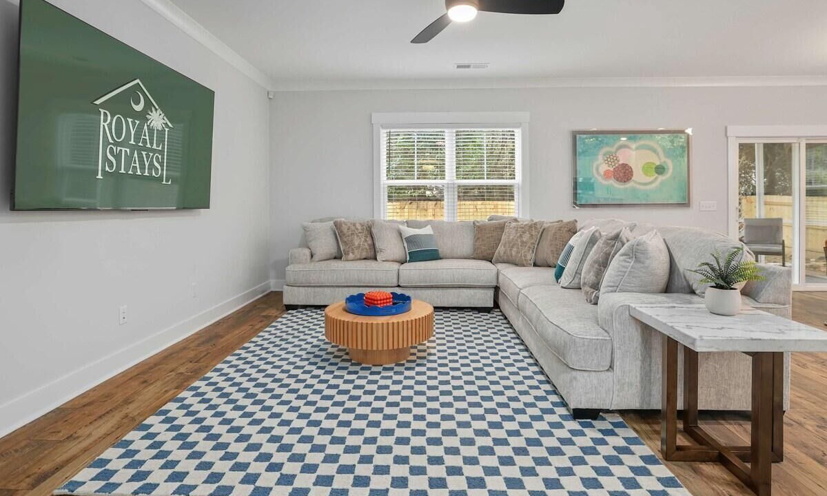 Photo of Livingroom in North Charleston