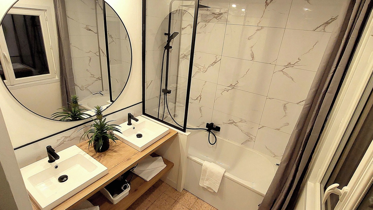 Photo of Bathroom in Bethune