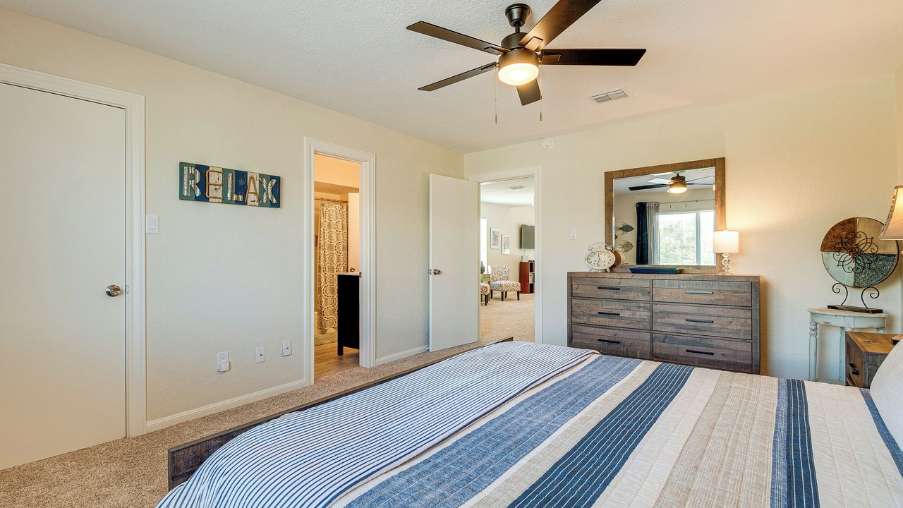 Photo of Bedroom in April Sound
