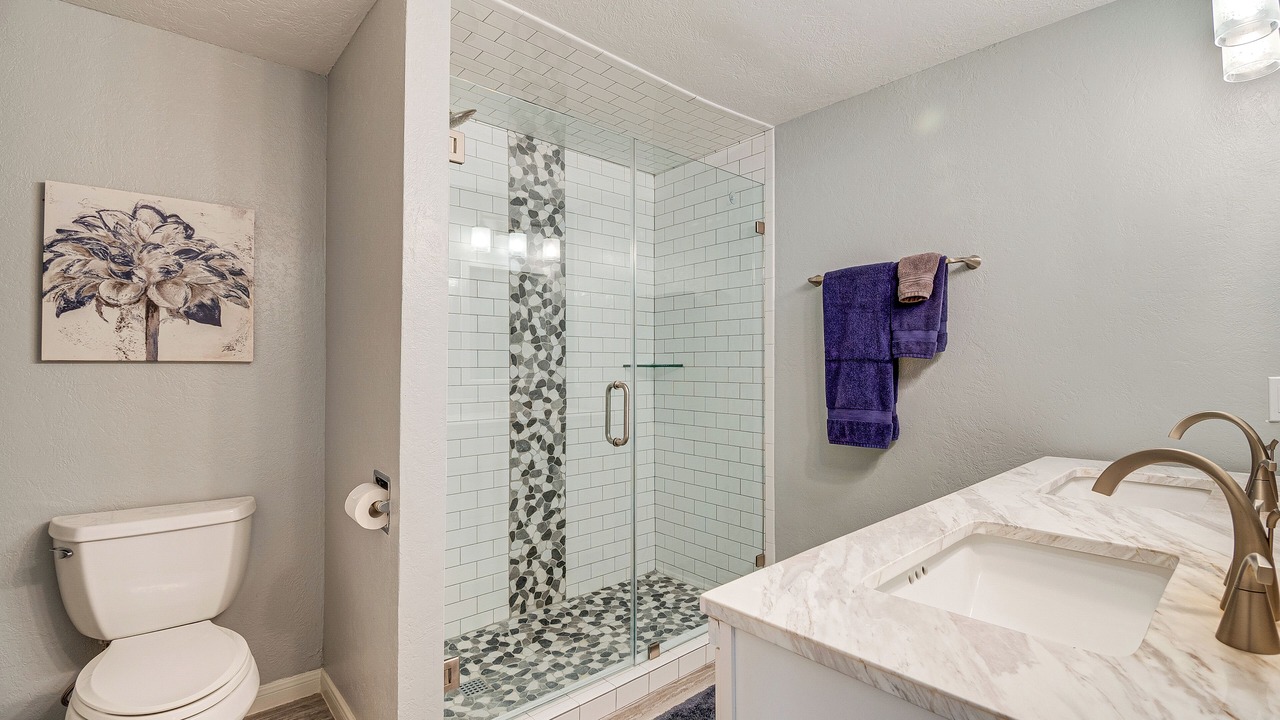 Photo of Bathroom in April Sound