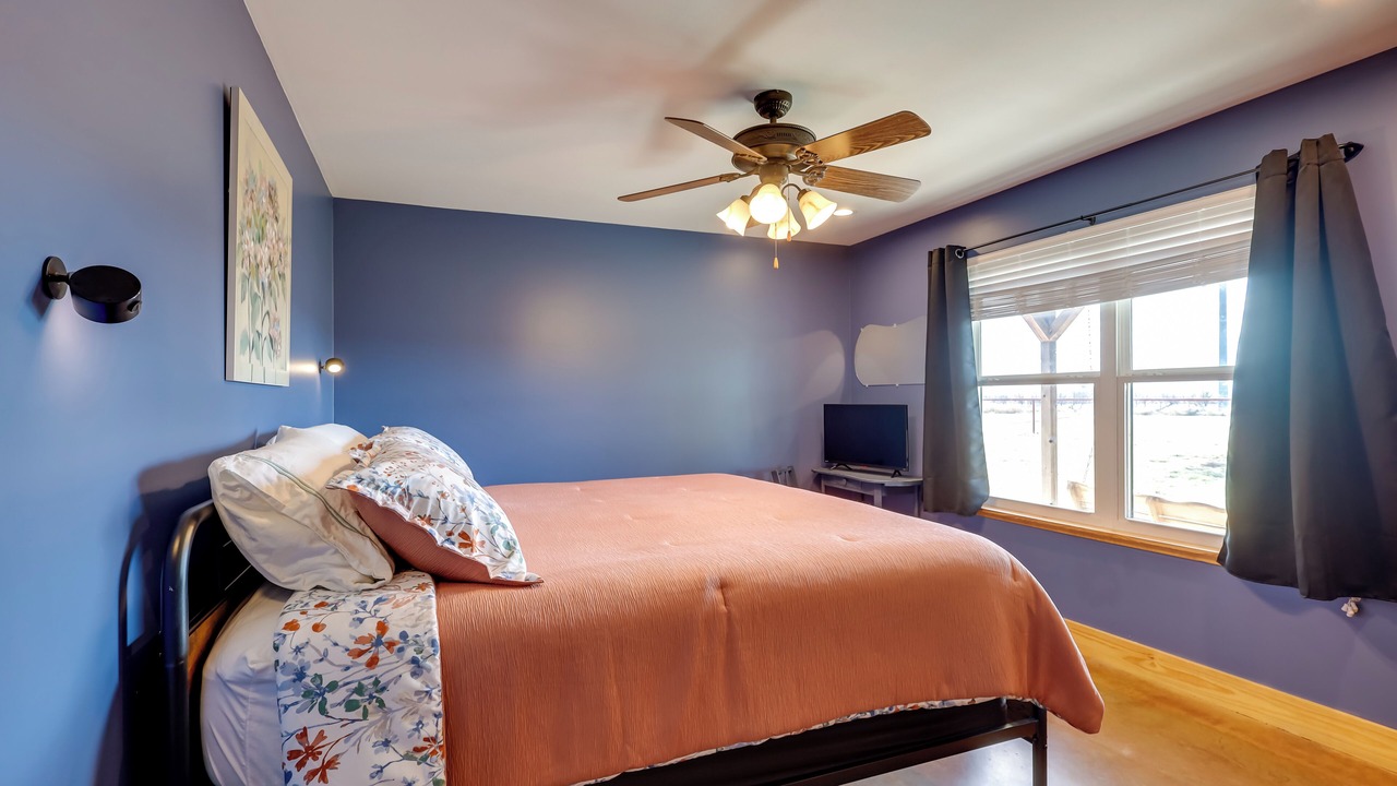 Photo of Bedroom in Baird