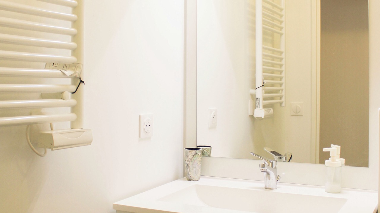 Photo of Bathroom in Les Puces de Saint-Ouen