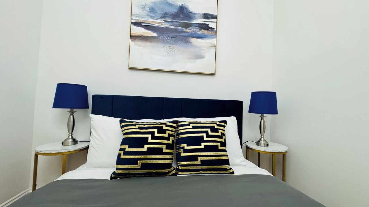 Photo of Bedroom in Lincoln Square