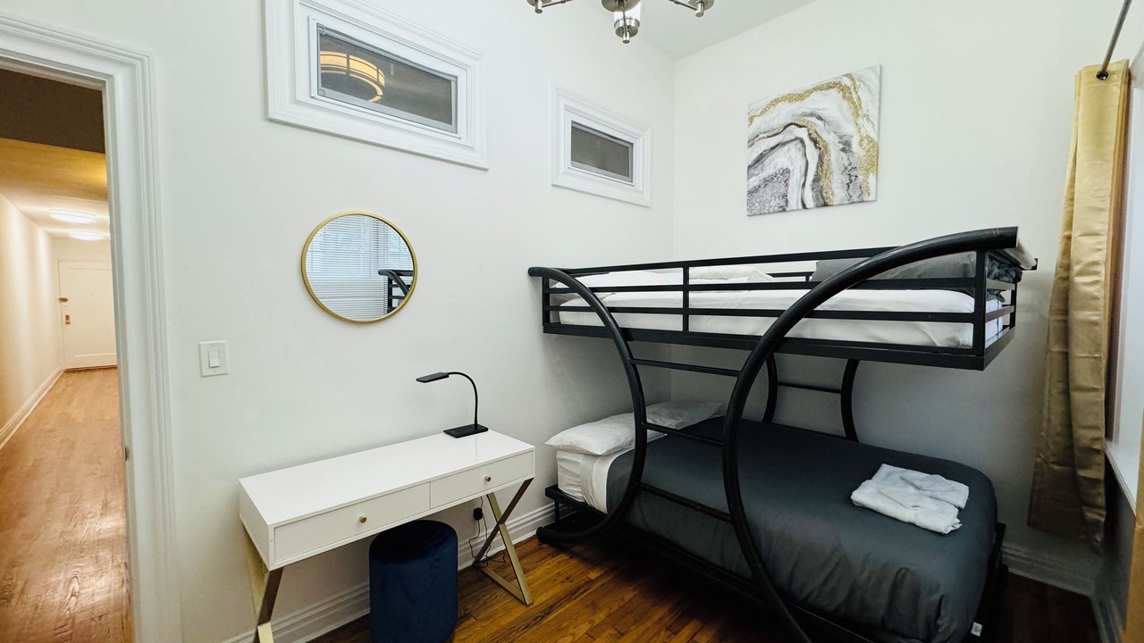 Photo of Bedroom in Lincoln Square