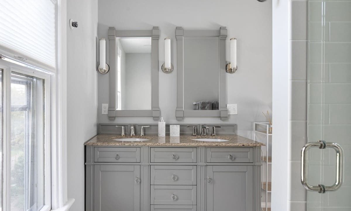 Photo of Bathroom in Fifth Ward