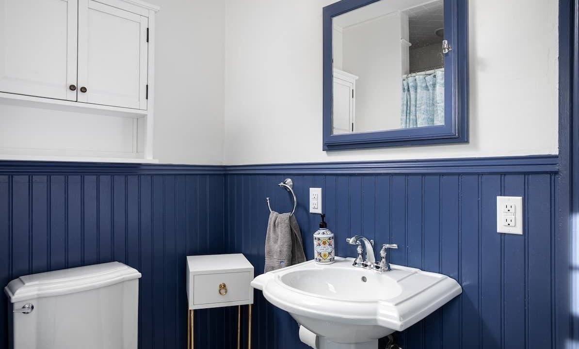 Photo of Bathroom in Fifth Ward