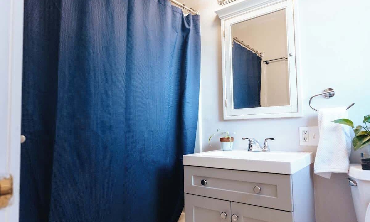 Photo of Bathroom in Off Broadway