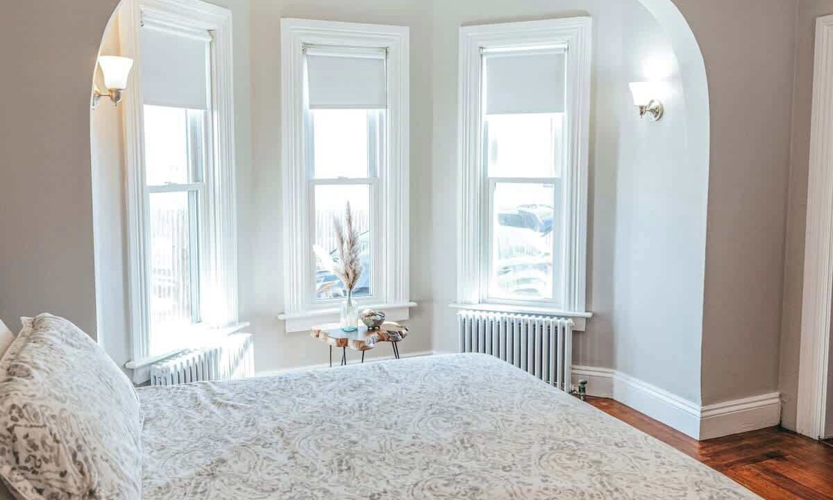 Photo of Bedroom in Off Broadway