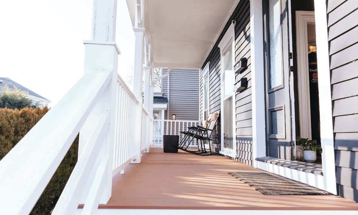 Photo of Outdoor in Off Broadway