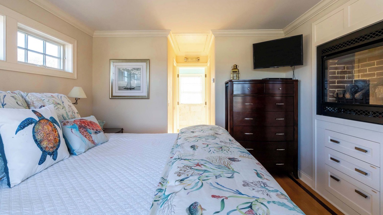 Photo of Bedroom in Easton's Point