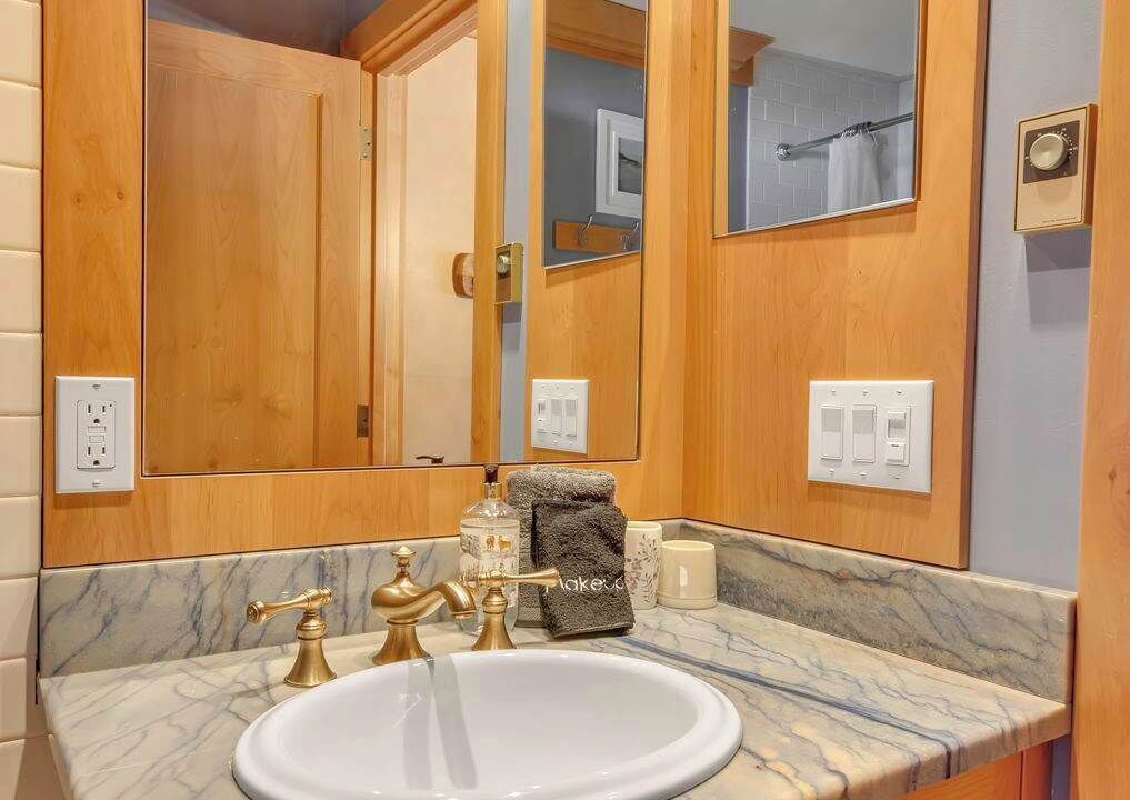 Photo of Bathroom in Ellicottville