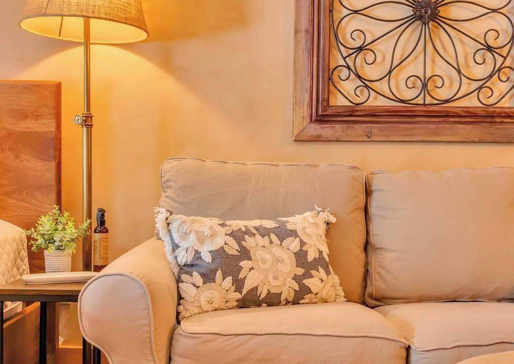 Photo of Livingroom in Ellicottville