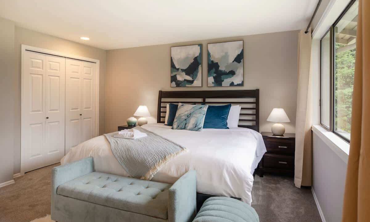 Photo of Bedroom in Redmond