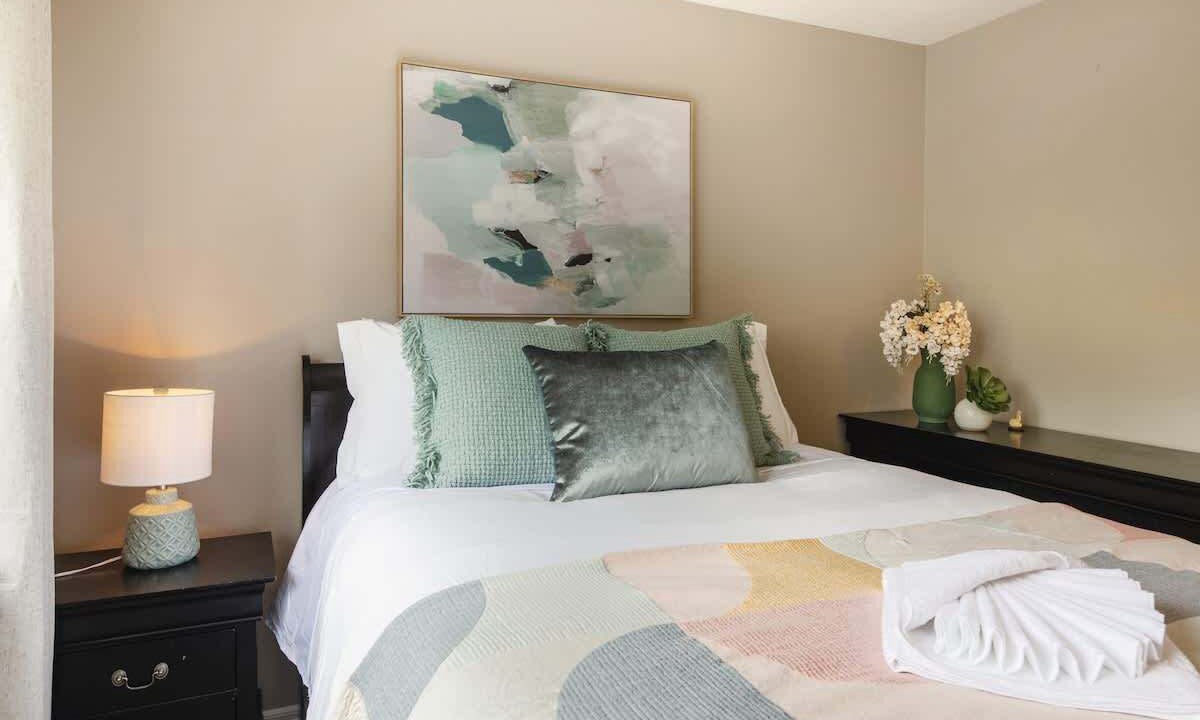 Photo of Bedroom in Redmond