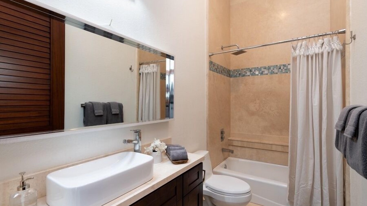 Photo of Others in Waialae Iki Ridge