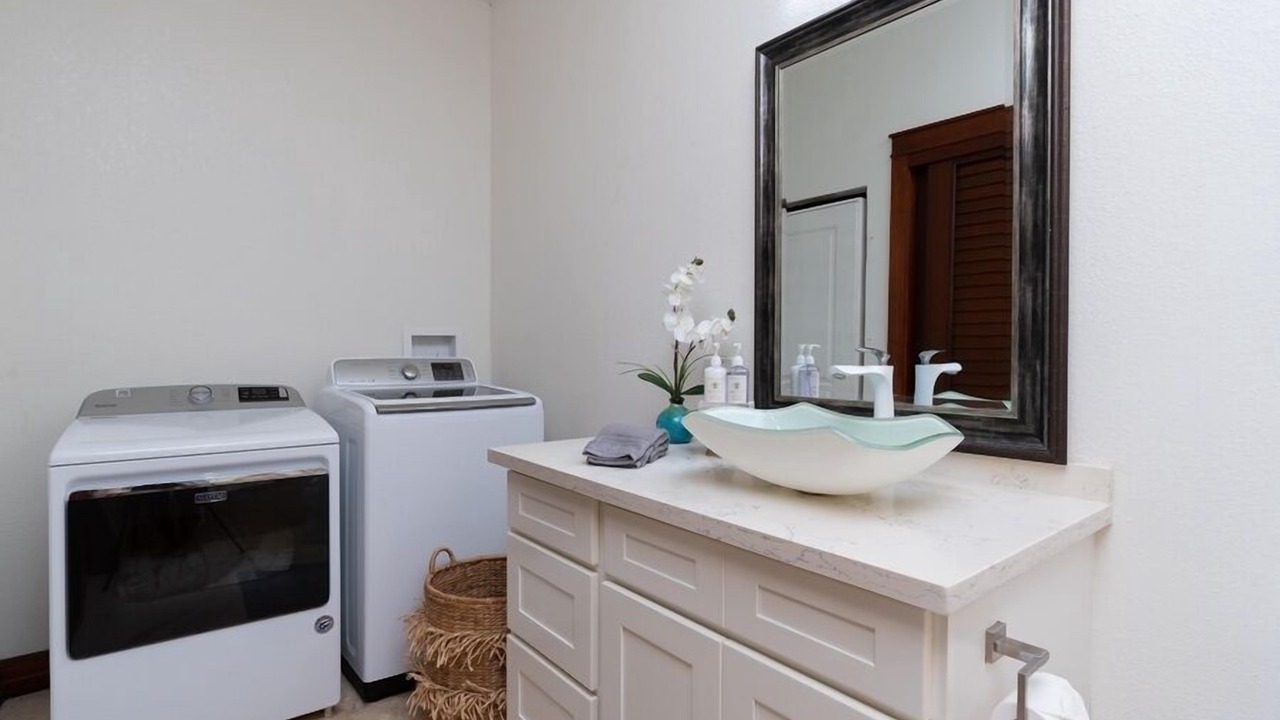 Photo of Others in Waialae Iki Ridge